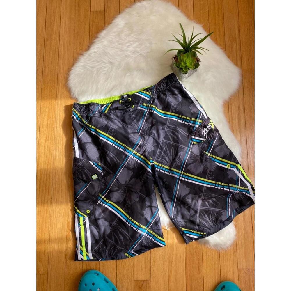 ZeroXposur Men's XL Swim Trunks with Neon Accents 18/20